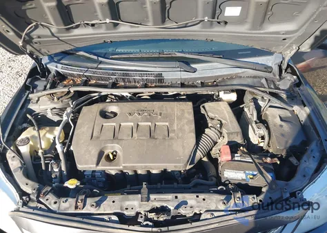 2013 Toyota Corolla Le z USA, uszkodzony, nr VIN 2T1BU4EE4DC031935